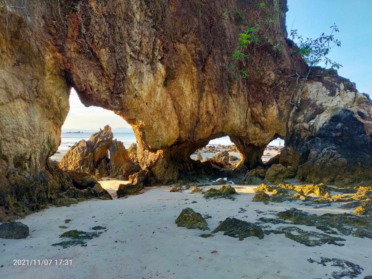 Eco Bungalow Koh Phayam Bagian luar foto
